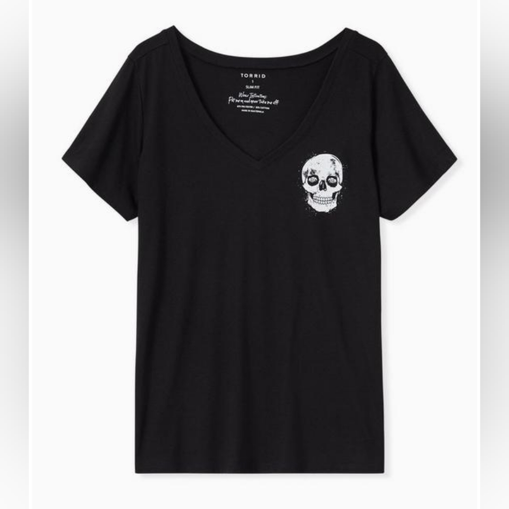 Slim Fit V-Neck Skull Tee
